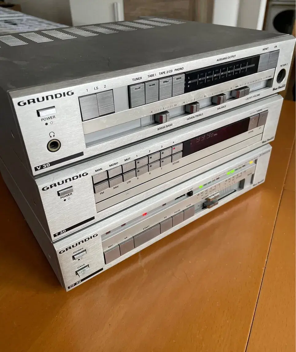Grundig 30