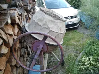 Malou míchačku na beton