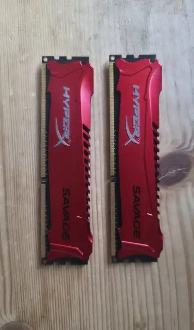 HYPERX SAVAGE Operační pamětiť RAM DDR4 8GB 3200MHz