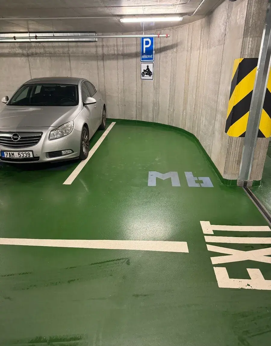 Pronájem parkovacího stání/car rental Praha 10 Vršovice