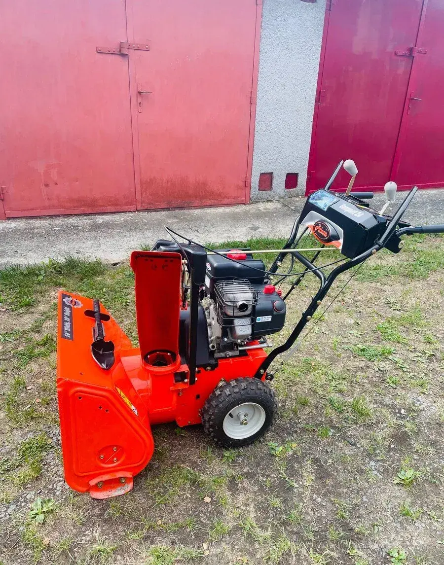 Sněžná fréza Ariens ST24LE Compact