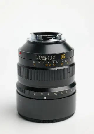 TTArtisan 90mm f/1.25 Leica M – světelný portrétní objektiv