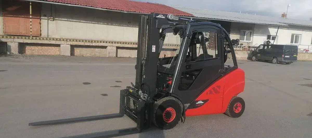 LINDE H35D-02 triplex pozicionér s bočním posuvem 2018
