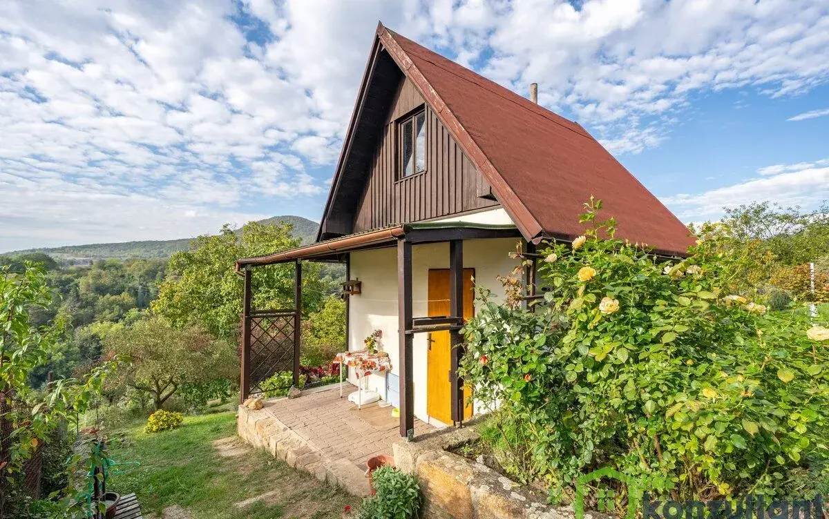 Prodej zahrady 1 133 m², Malé Žernoseky, ev.č. 01280