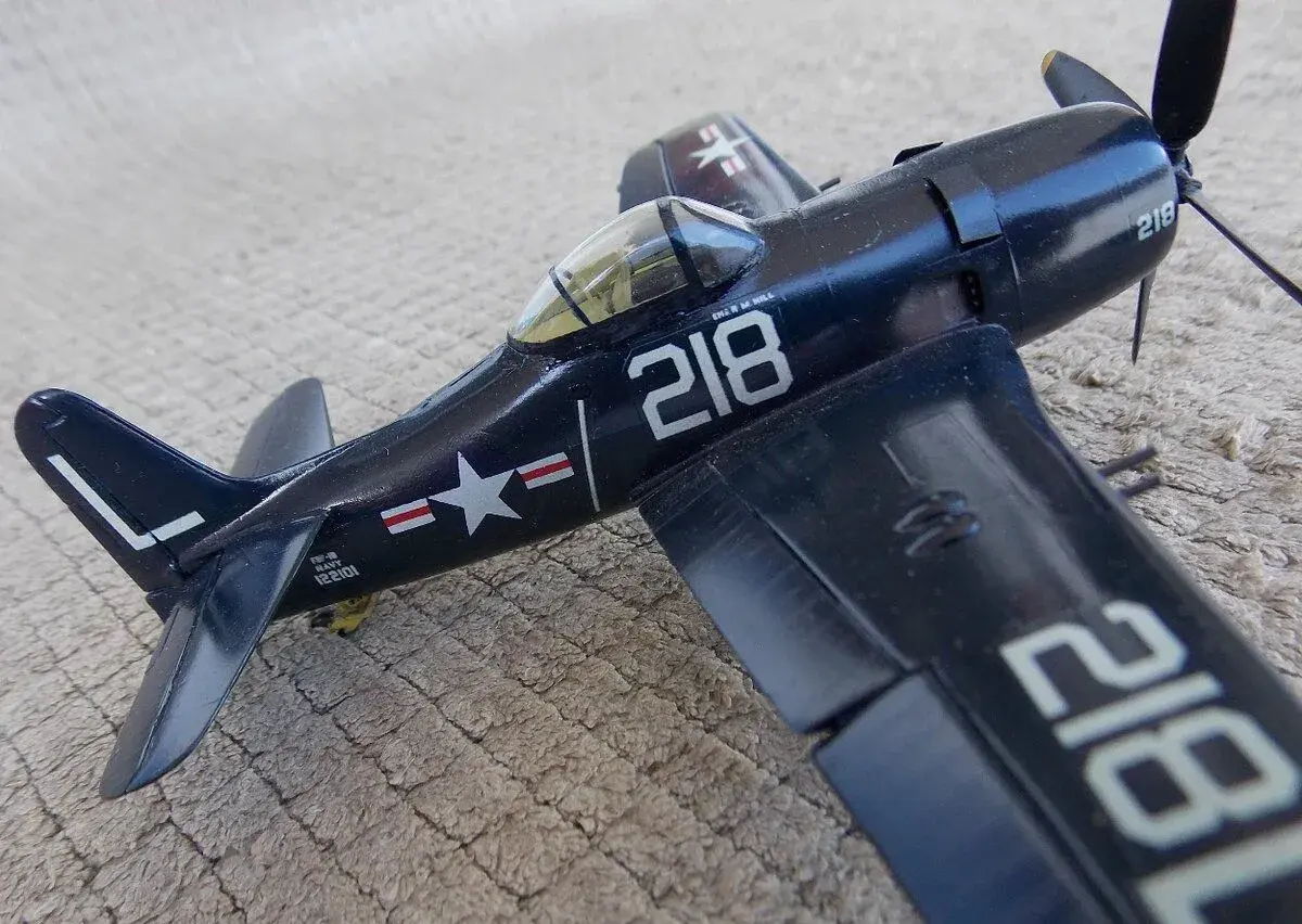 Postavené plastikové modely letadel M:72