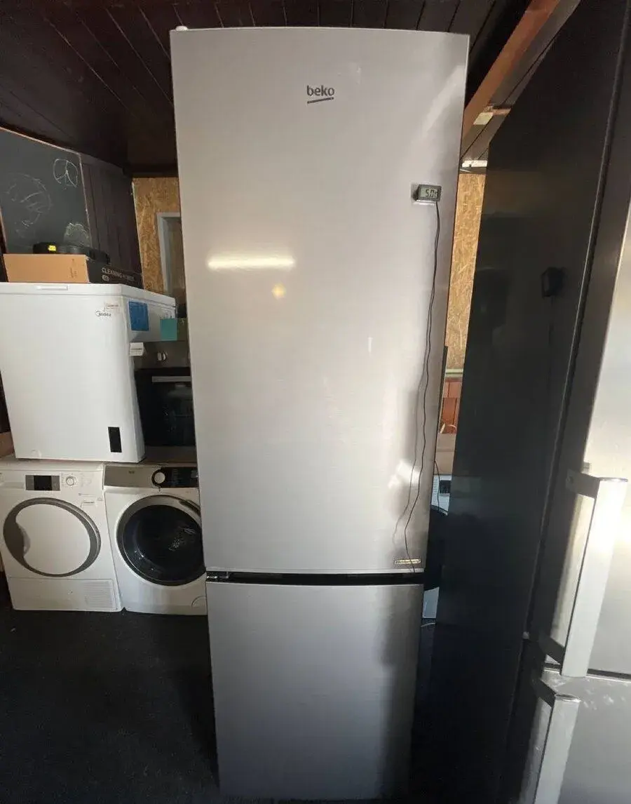 Lednička Beko 2m nova