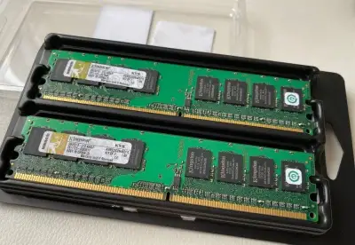2x Kingston 512 533MHz DDR2 CL4 DIMM
