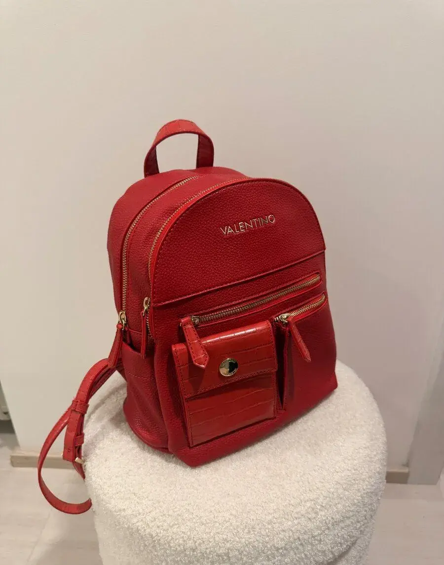Dámský batoh Valentino Bags – červený, zlaté kování