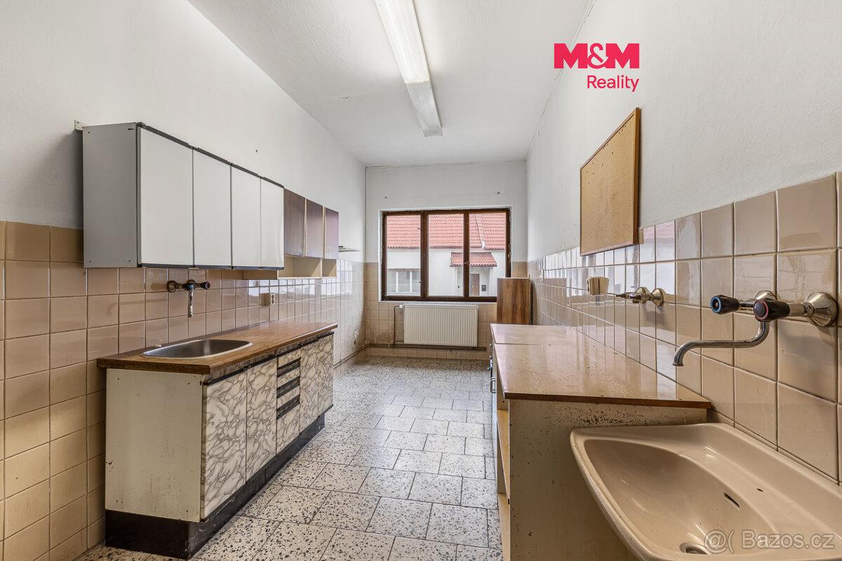 Prodej obchodního objektu, 345 m², Stebno u Petrohradu