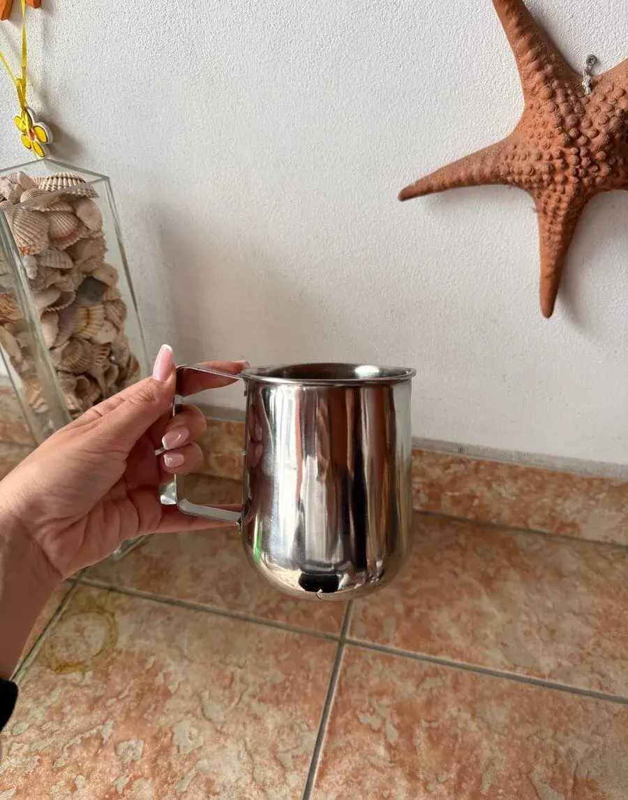 Konvička na vosk