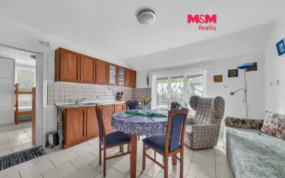 Prodej rodinného domu, 678 m², Úsobí