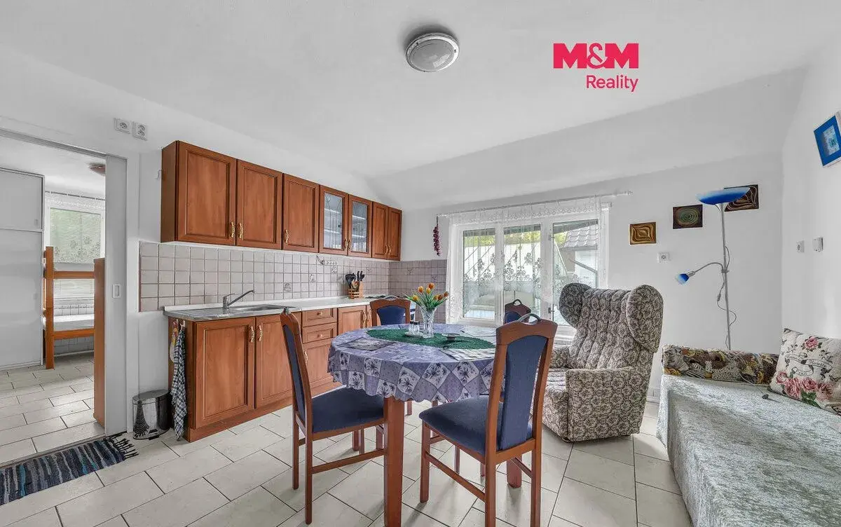 Prodej rodinného domu, 678 m², Úsobí