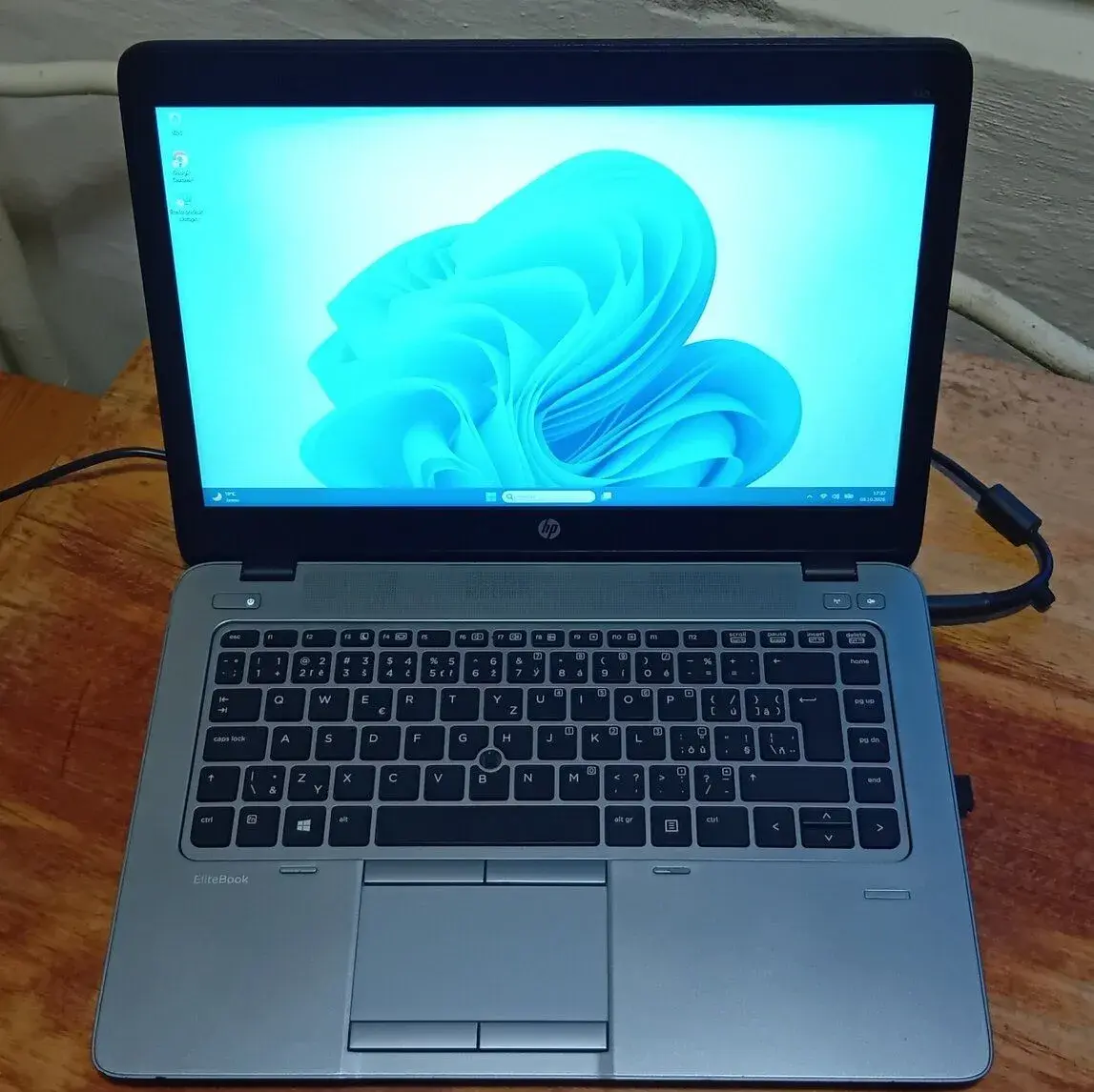 HP 840 G2 14" HD+/i5-5300U 4x2,20GHZ/8GB DDR3/120GB SSD/W11