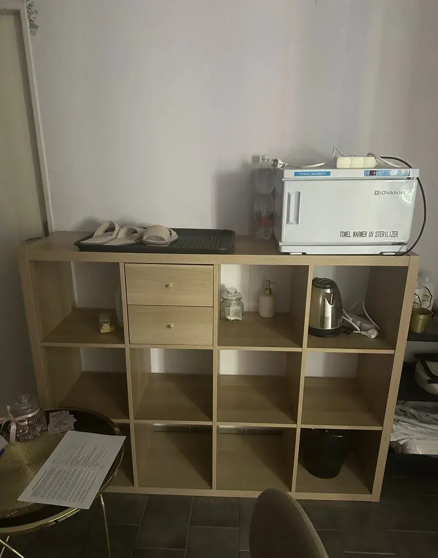 Komodu z ikei kalax