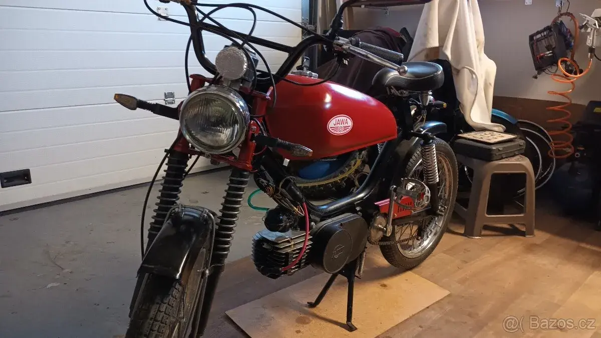 Babetta 210 - sedlo caféracer