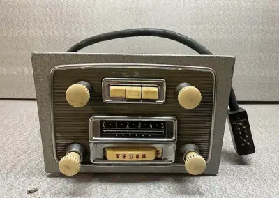 RETRO autorádio Tesla