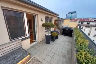 Pronájem bytu 2+kk s terasou na Praze 7, ulice Přístavní, čá
