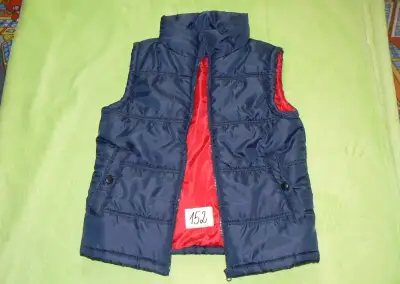 VESTY, BUNDY - VEL.140/146-M - CENY DOHODOU