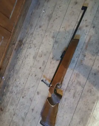 Stará vzduchovka zbrojovka Strakonice vz 47