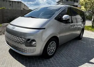 Hyundai Staria – 2021, 160 000 km