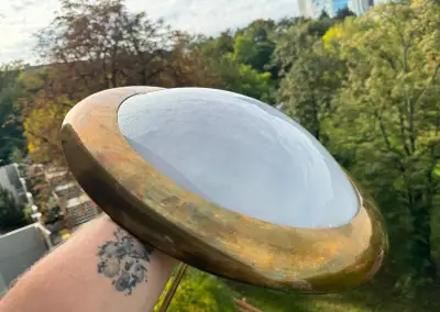 Funkcionalistický mosazný lustr UFO (Napako / J. Hůrka)