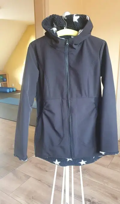Dívčí softshellový kabátek zateplený 152/157/12let