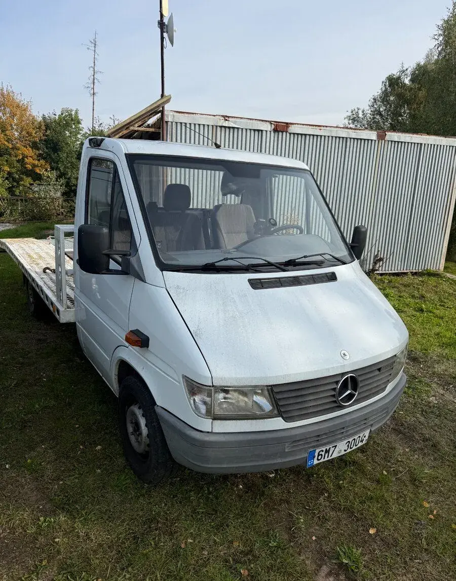 Mercedes-Benz Sprinter – 402 242 km