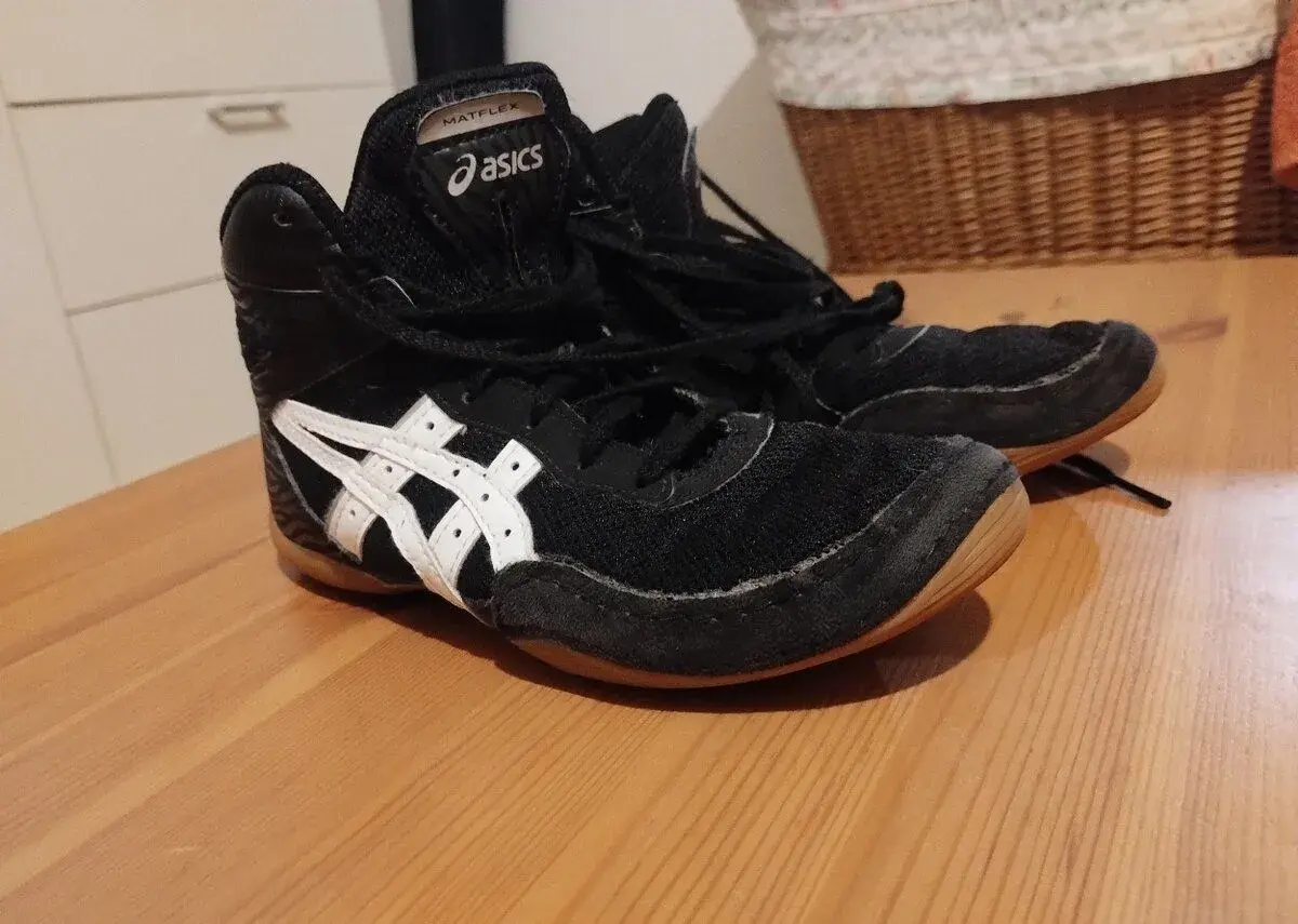 Zápasnické wrestling boty Asics velikost 32