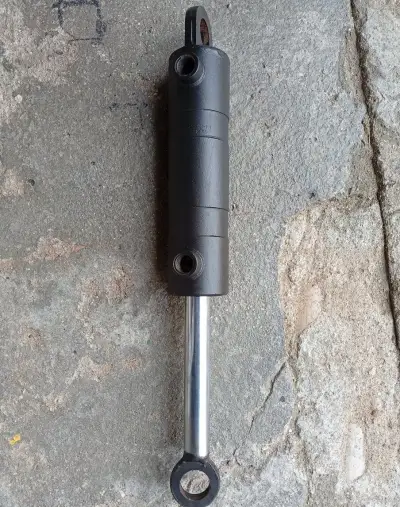 Hydraulická pístnice