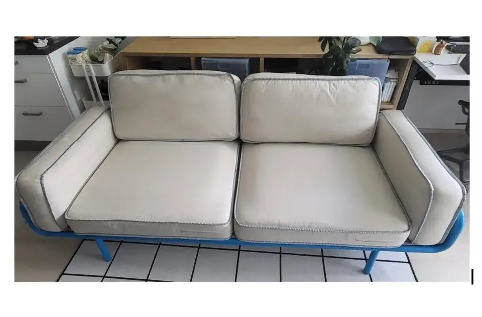 Designová sofa / pohovka IKEA PS 2012 – Nike Karlsson