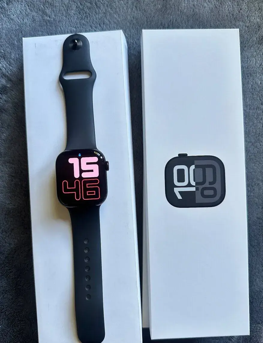 Apple Watch Series 10 (GPS + Cellular)