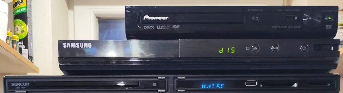 DVD Player Sencor SDV9408 / Samsung D530 / Pioneer DV-2242
