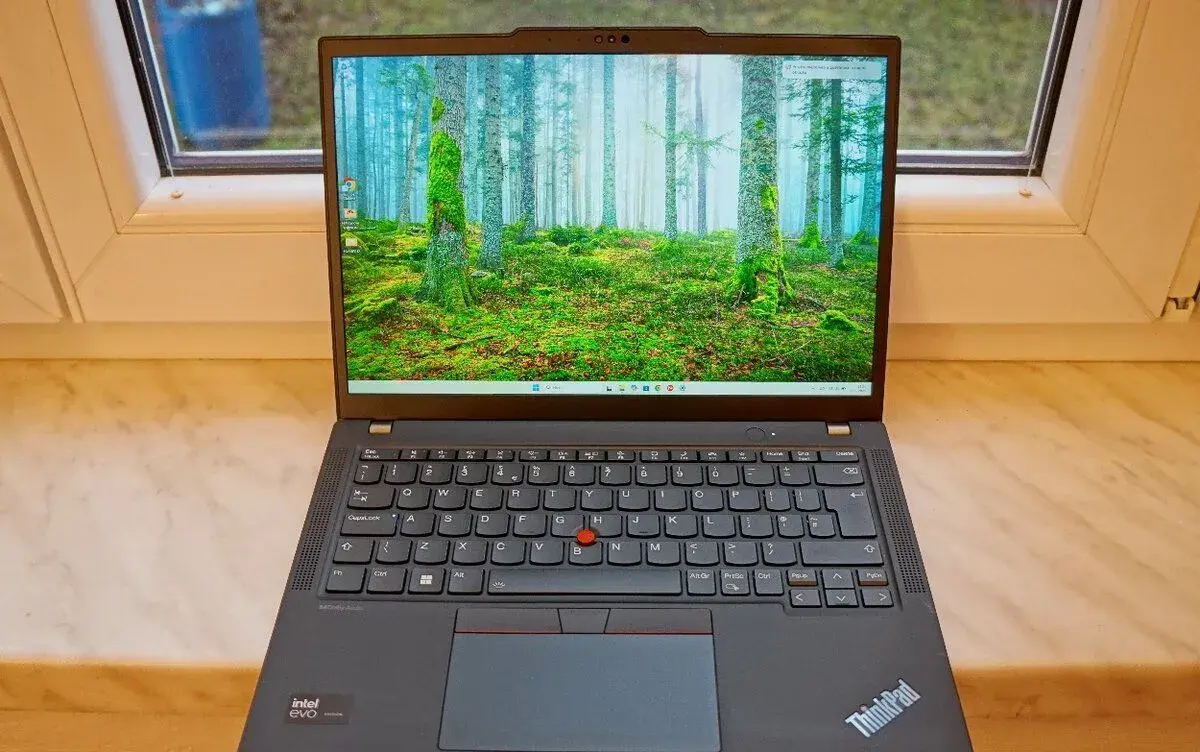 █ Lenovo X13 gen 5 (ULTRA 5, 32GB, WWAN, zár. Lenovo 2028) █