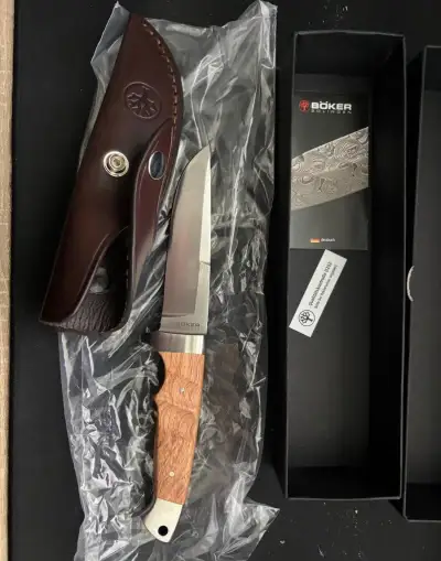 Lovecký nůž Böker Vollintegral 2.0 Palisander