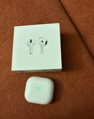 Apple Airpods 4