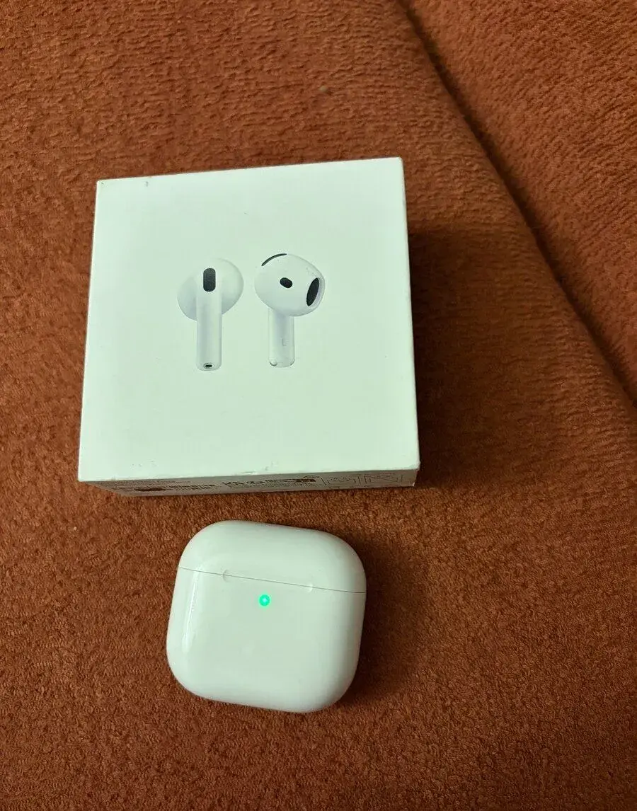 Apple Airpods 4