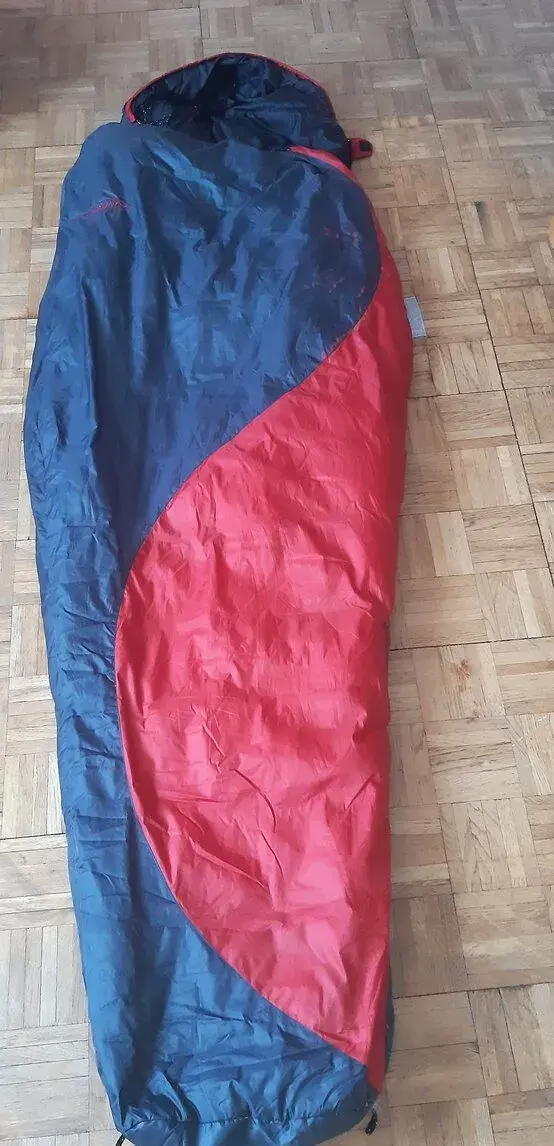 péřový spacák Ferrino Lightec 700 Lady