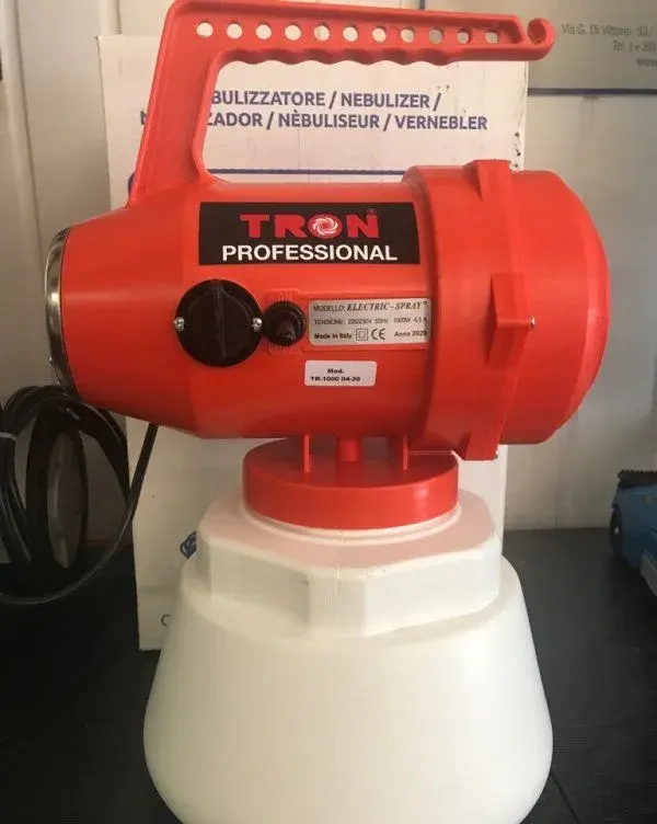 Vyvíječ aerosolu pro prostorovou dezinfekci