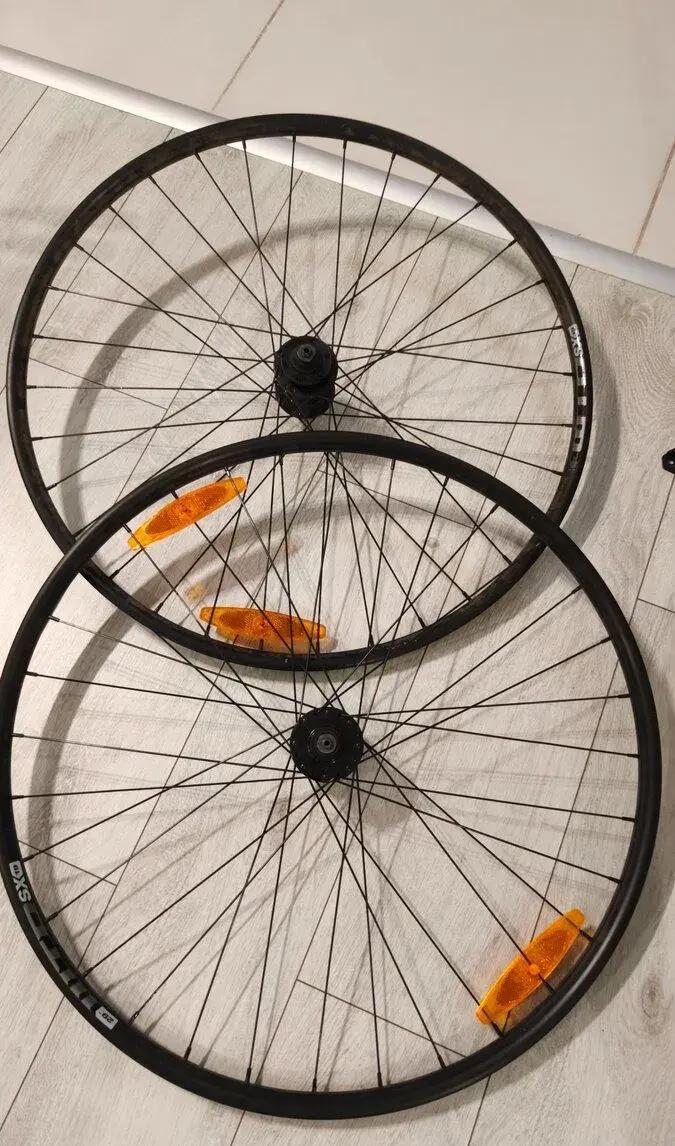 29" kola WTB SX 19, 32h