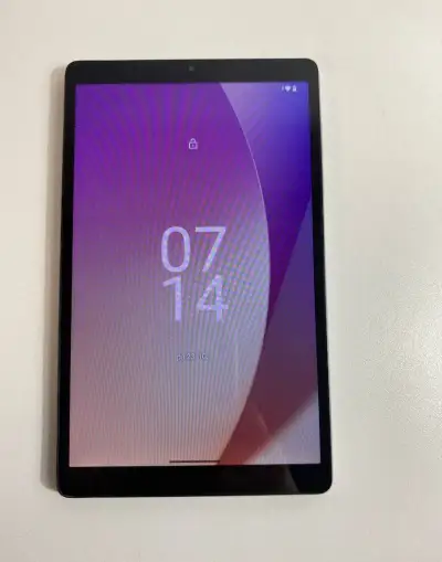 Tablet Lenovo Tab M8 8" s obalem, záruka 12 měsíců