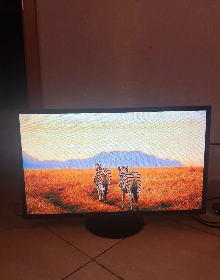 Televize Samsung 32"81cm