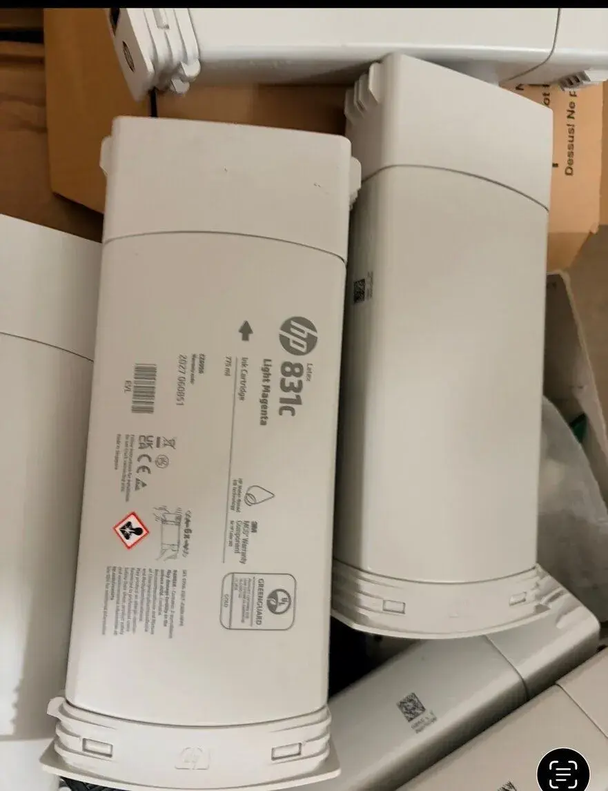 ORIGINÁLNÍ INKOUSTOVÉ KAZETY HP 831C – HP LATEX 335