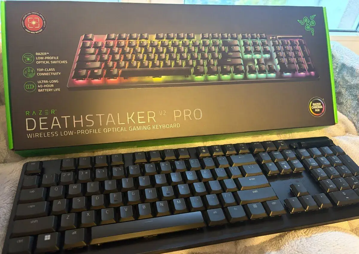 Razer Deathstalker V2 PRO (US rozložení), FULL velikost