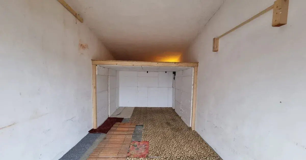 Garáž v garážové kolonii Cyklistická
