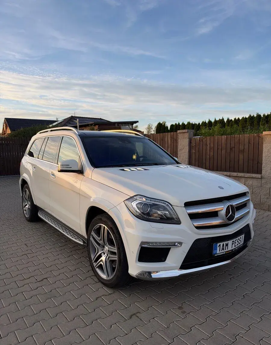 Mercedes-Benz GL – 2014, 250 000 km