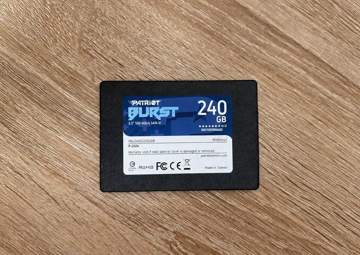 Patriot Burst 240 GB - SSD 2.5" SATA III, 6 Gb/s