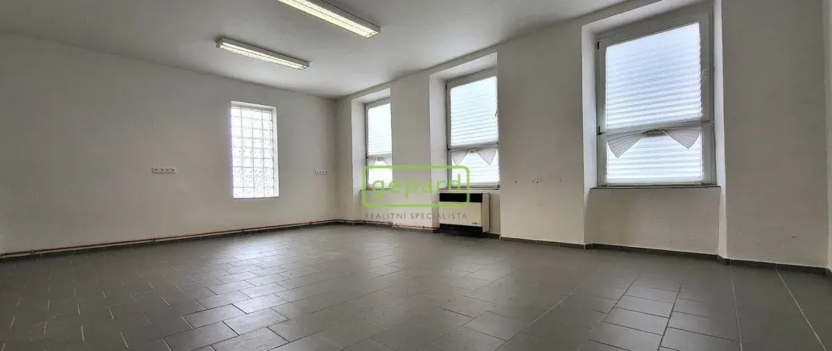 Pronájem komerčního prostoru 36m², Podivín