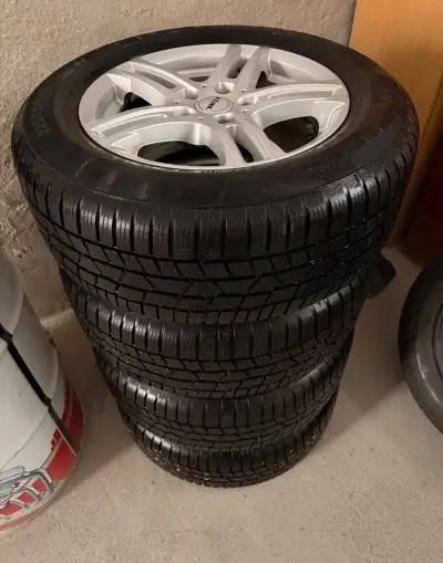 Zimní pneu Continental s alu.