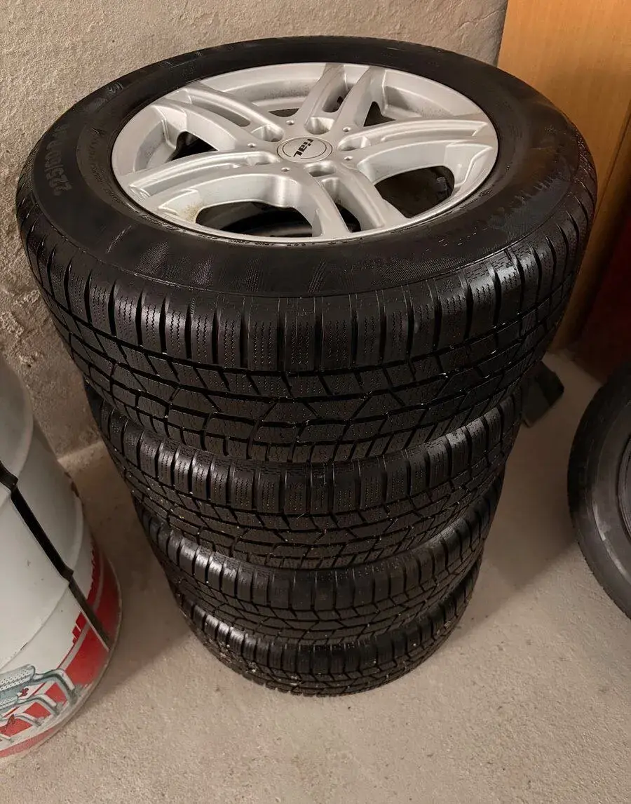 Zimní pneu Continental s alu.