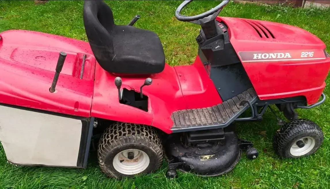 Zahradní Honda 2216 2 válec